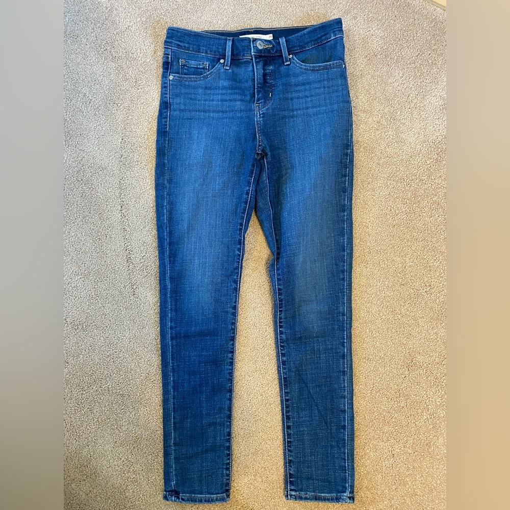 Levi’s 311 Shaping Skinny jeans